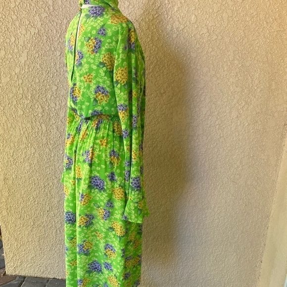 Les Reveries Silk Lime Green With Purple & Gold Floral Print Midi Dress  6 EUC‎ - Picture 10 of 12